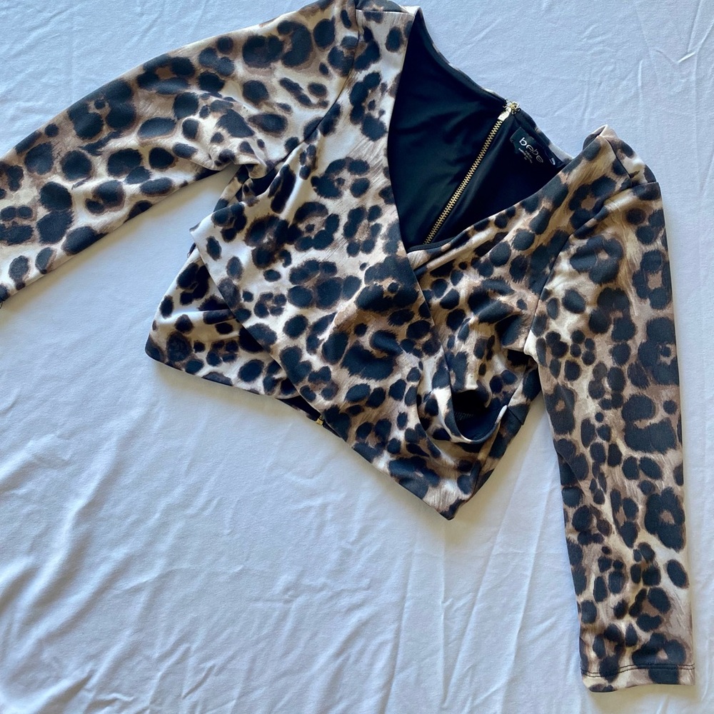 Cute top for a night out!